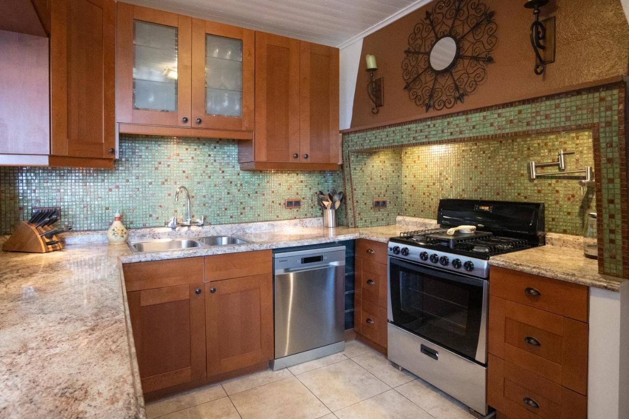 Quinta Pereirinha Farmstay, Mount Pico, Azores - Private 3 Bedrooms, Ocean Views, Hiking Trails São Roque do Pico Exterior foto