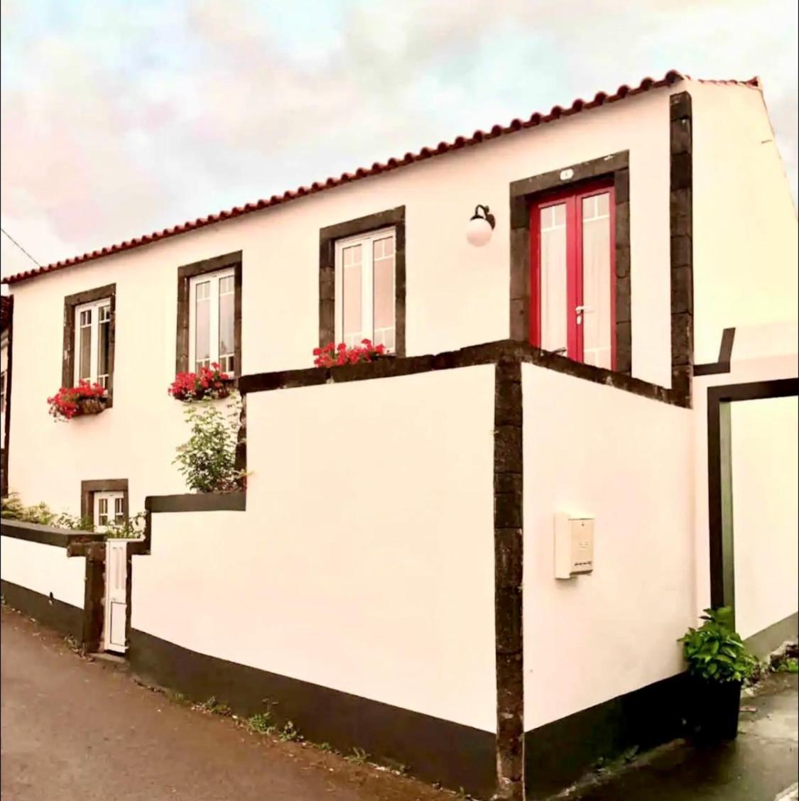 Quinta Pereirinha Farmstay, Mount Pico, Azores - Private 3 Bedrooms, Ocean Views, Hiking Trails São Roque do Pico Exterior foto